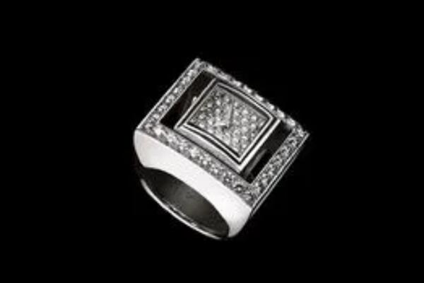 白沙县回收伯爵奢侈品.jpg